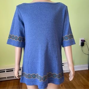 VINTAGE Y2K NEXT ERA BLUE MEDALLION GRAPHIC PRINT SHIRT SIZE LARGE GIRLS